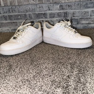 Men’s Size 10 - Nike Air Force 1 Low '07 White CW2288-111 Nice! - Picture 1 of 7