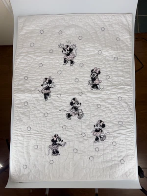 Vintage Whimsical Pottery Barn Kids Disney Minnie Mouse Toddler Crib Quilt - Image 1 of 4