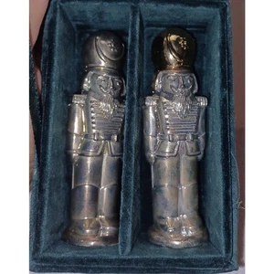 Vintage Silver Treasures Godinger NutcrackerToy soldier salt & pepper shakers - Picture 1 of 9