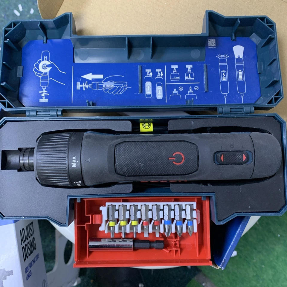 Bosch GO 3.6V Professional Cordless Screwdriver + 8 Pieces Acc Set + Lboxx + USB - Image 1 of 4