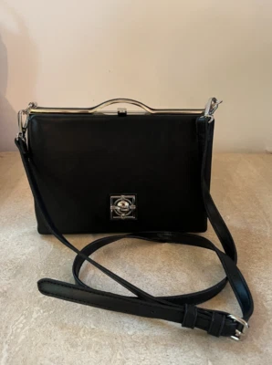 Catherine Malandrino Black Handbag Clutch Removable Crossbody Purse 9"x6"x3" - Image 1 of 4