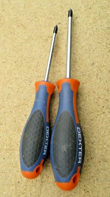 Dexter Crv - S2 Screwdrivers Bundle - Pz 1 / Pz 2  -  Vintage Retro - Image 1 of 4