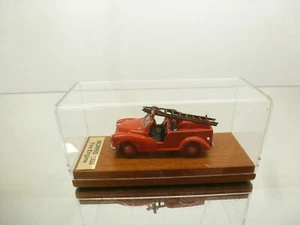 ? MORRIS MINOR FIRE ENGINE PICK-UP 1953 -HANDBUILT VERY RARE -1:43- GOOD IN SC - Imagen 1 de 11