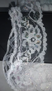 Wrights Ruffled Lace Pearlescent Glitter 2 3/8" Wide 9 Yard Long Spool NEW - Picture 1 of 2