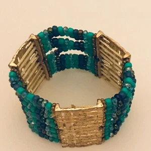 #2919 Beaded aqua stretch bracelet - Picture 1 of 6