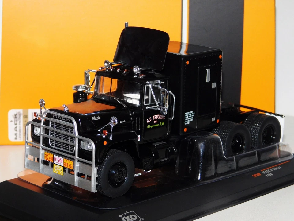 MACK SERIE R 1966 CAMION TRATTORE CAMION IXO TR100 1/43 - Immagine 1 di 1