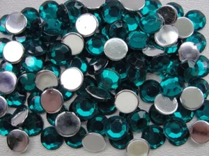 Acrylic Flatback Rhinestones size SS42 (9mm) emerald green - Picture 1 of 1