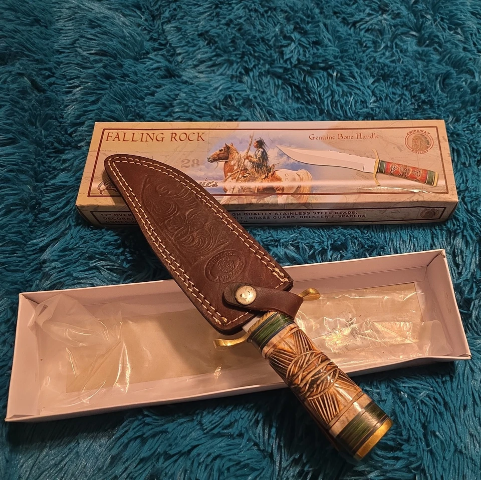 12" CHIPAWAY CLASSICS SERIES "FALLING ROCK" 440 BLADE CARVED BONE HANDLE ARTWORK - Image 1 of 4