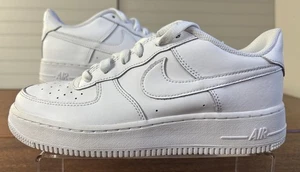 Nike Air Force 1 Halbschuhe Jugend Größe 6,5 klassisch Leder DH2920-111 Turnschuhe - Bild 1 von 13