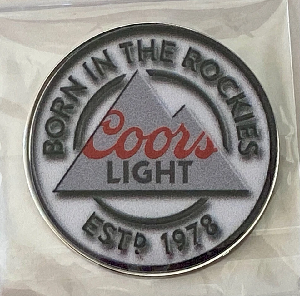 SPORTZCOLLECTABLES.COM Coors Light - Beer - NEW Pro size 32mm Slim - Golf Ball Marker