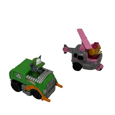 PAW PATROL Lote de 2 Corredores de Rescate de Perros Rocky Skye Vehículos Spin Master Foto 1 de 4