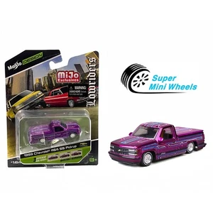 Maisto 1:64 1993 Chevrolet 454 SS Custom – Candy Pink – Design Lowriders - Picture 1 of 2