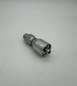 Accesorios de engarce MPX-06-06 (paquete de 50) manguera de 3/8"" x tubería macho giratoria - Imagen 1 de 4