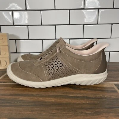 JBU Veronica Touchless Womens Size 7 Shoes Taupe All Terra Traction Slip On - Image 1 of 4