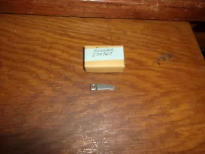 SINGER 239367 KNIFE FOR SEWING MACHINES *NEW* -FREE SHIPPING- - Picture 1 of 2
