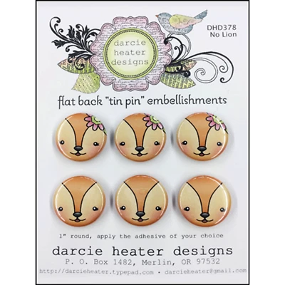 Juego de adornos LION No Lion PIN DE HOJALATA TRASERO PLANO Darcies DHD378 NUEVO Foto 1 de 3