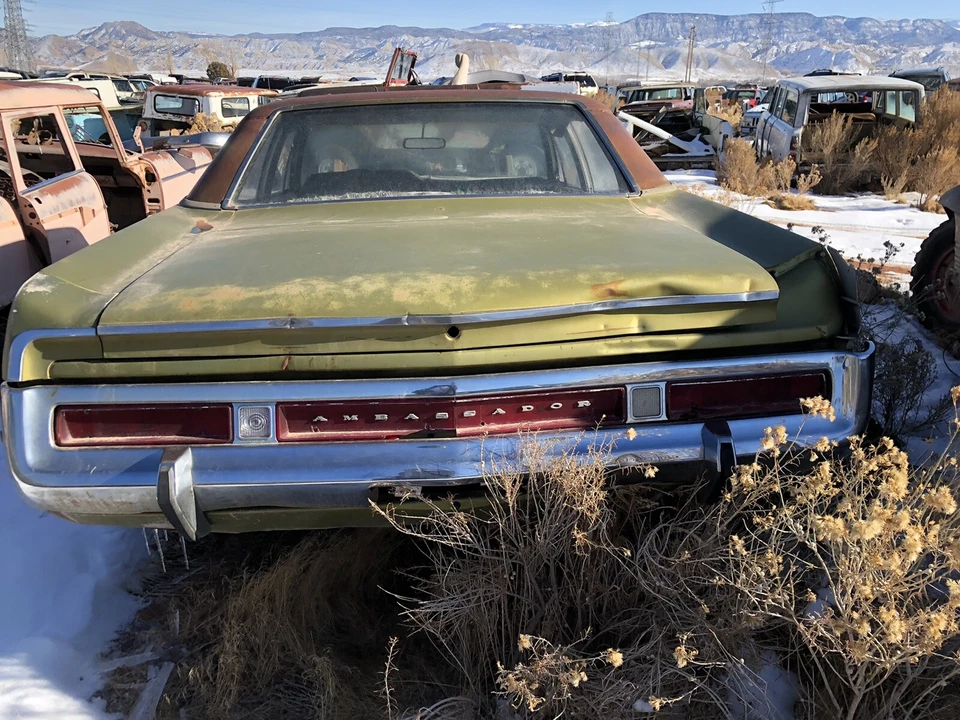 PARA-CHOQUE TRASEIRO AMC AMBASSADOR 1971 - Imagem 1 de 4