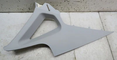 Cubierta de moldura trasera izquierda pilar C para Volkswagen Passat 2012-2015 OEM 561867287 Foto 1 de 4