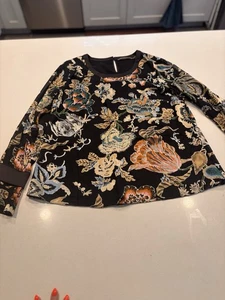 Blusa mediana de satén floral Deanna Soft Surroundings - Imagen 1 de 10