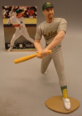 1996 LOOSE SLU STARTING LINEUP FIGURE MARK McGWIRE OAKLAND ATHLETICS A's Cover