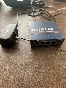 NETGEAR ProSafe 5 Port Gigabit Switch Model GS105 - Picture 1 of 2