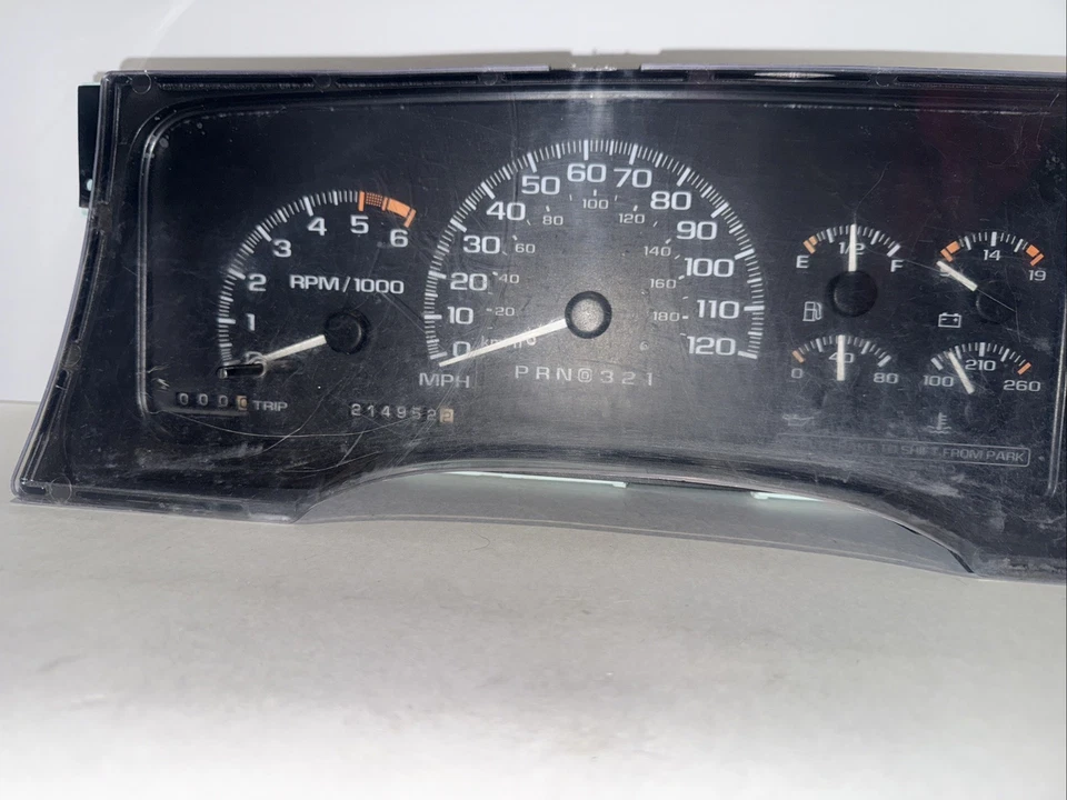 1999 - 2000 凯迪拉克凯雷德仪器速度计集群规 16244965 215k — 第 1/2 张图片