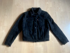 LEVI´S JEANS JACKE GEFÜTTERT SCHWARZ GR.S LEVIS JEANSJACKE - Bild 1 von 4