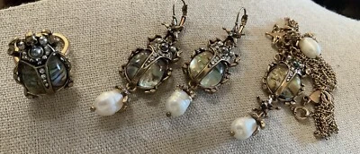 JUEGO ESCARABAJOS Collar Anillo Pendientes Perla Natural Estrás Lucita Calavera Estrella Foto 1 de 4