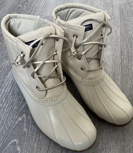 SPERRY Girls duck salwster boots 6M New Condition  - Picture 1 of 7