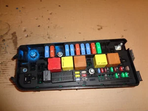 VAUXHALL VECTRA C 2007 1.8 16V Z18XER UNDER BONNET FUSE BOX 13241893 JR - Picture 1 of 5
