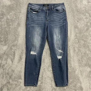 Judy Blue Relaxed Fit Jeans Women’s Size 32 Medium Wash Distressed Denim Blue - Picture 1 of 8