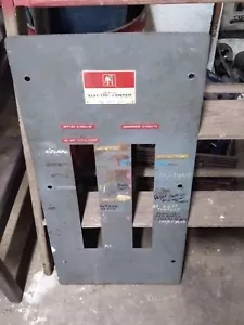 PUSHMATIC BULLDOG COPERCHIO PANNELLO INTERRUTTORE 2 FILA 40 SERVIZIO SPAZIO USATO - Foto 1 di 5