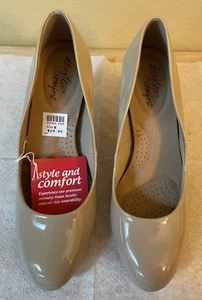 Dexflex Comfort Karma Nude Size 8 Round Toe Pump Heels Women's New - Picture 1 of 7