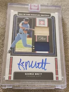 E-GEORGE BRETT 2022 DREI UND ZWEI UMHÜLLTE DOPPELRELIQUIEN AUTOGRAMM! #/35! Wunderschön - Bild 1 von 3