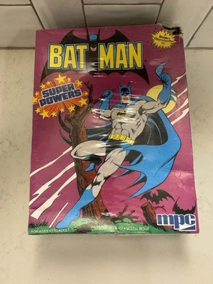 De colección MPC Batman 1984 Super Powers Modelo Kit 1-1702 NUEVO SELLADO RARO Foto 1 de 4