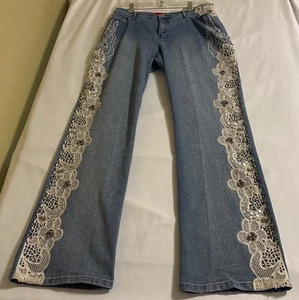 Very Vera Floral Embroidery White Rhinestone Denim Jeans Size 6P - Picture 1 of 12
