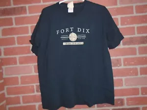 FORT DIX NEW JERSEY TSHIRT UOMO ADULTO LARGE IN BUONE CONDIZIONI - Foto 1 di 2