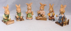 Ostern 6 Hasen Handwerker Häschen unter Aufsicht sägen hämmern messen malen NEU - Picture 1 of 1