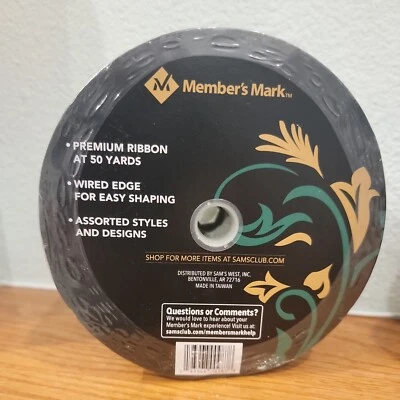 MEMBER'S MARK 2.5" WIDE 50 YARDS WIRED EDGED RIBBON, MERRY CHRISTMAS WREATH 9878 - Image 1 of 3