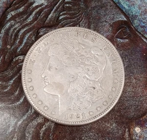 1921 S MORGAN SILVER DOLLAR TP-4522 - Picture 1 of 2