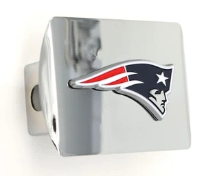 Cubierta de enganche cromada con acabado de espejo New England Patriots con logotipo de metal 3d color - Imagen 1 de 3