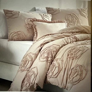 Set piumone matrimoniale Betsy Johnson Rambling Rose - Foto 1 di 5