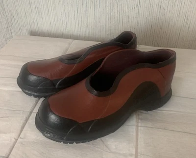 Salisbury Honeywell Lineman'sSize11 Burgundy/Black Men’s Test Voltage Overshoe - Image 1 of 4