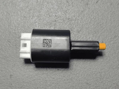 2017-2019 Toyota Highlander Brake Pedal Stoplamp Switch Sensor OEM - Image 1 of 4