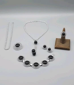 Vintage Sarah Coventry 6-teiliges Schmuckset silberfarben schwarz Kunstkunststoffsteine - Bild 1 von 18