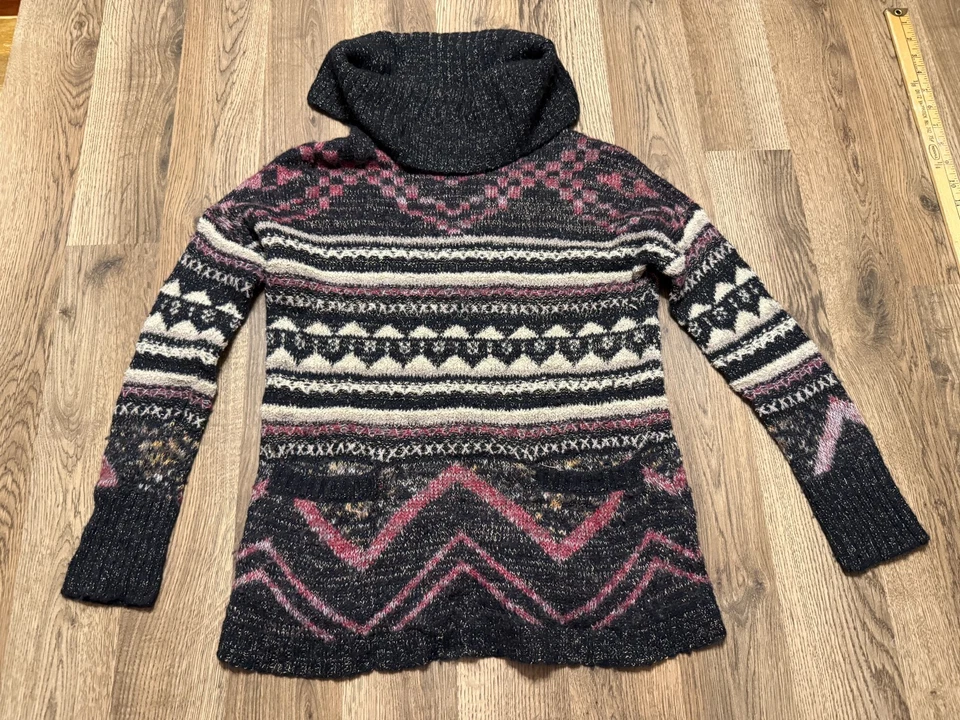 Suéter Lucky Brand, Para Mujer Talla XS, Negro Rojo Blanco, Pullover, Cuello Alto Foto 1 de 4