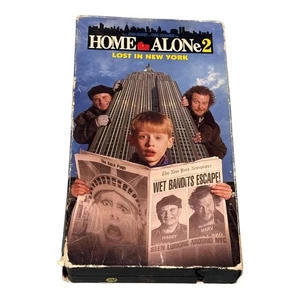 Vintage Home Alone 2 Lost in New York VHS 1992 PG Fox Video Hi-Fi Stereo NTSC - Picture 1 of 8