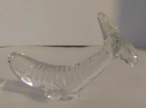 Estatuilla de ballena arqueada de vidrio con plomo transparente - Imagen 1 de 7