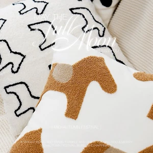 Nordic-Inspired Equestrian Cushion Cover | Artisan Crafted & Versatile Home Deco - Foto 1 di 16