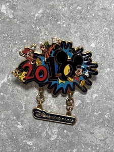 DISNEY DLP FAB 4 2010 DANGLE PIN MICKEY MINNIE GOOFY PLUTO DISNEYLAND PARIS - Picture 1 of 3